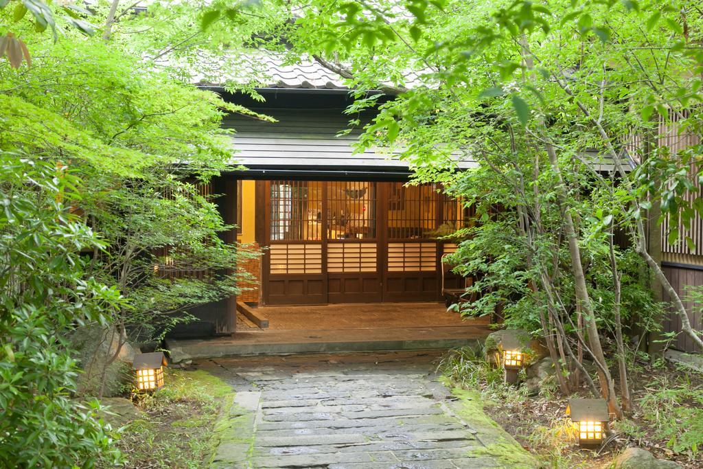 Отель Yamashinobu Минамиогуни Экстерьер фото