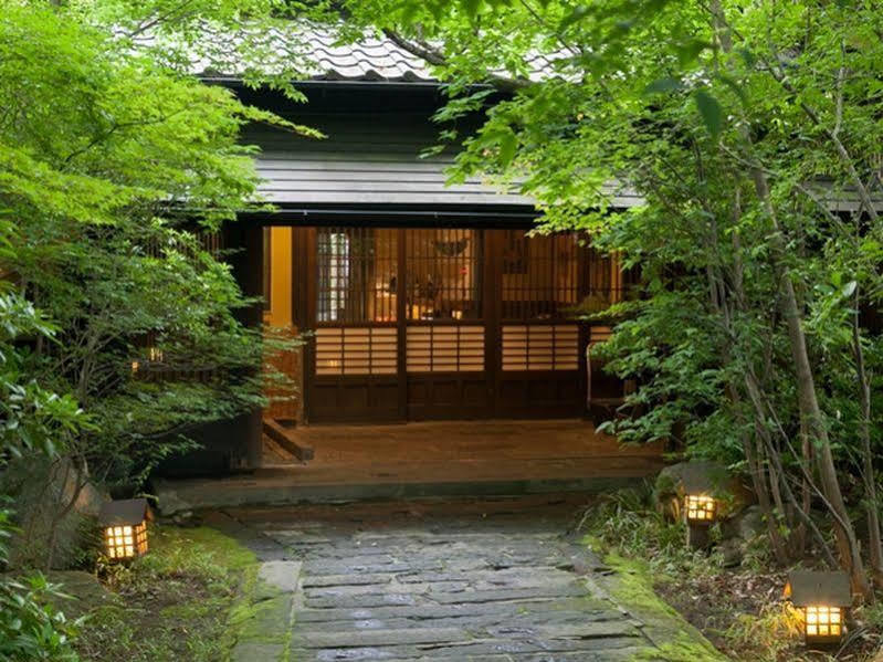 Отель Yamashinobu Минамиогуни Экстерьер фото